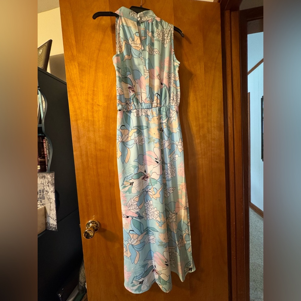 Pretty Garden Blue Floral Summer Satin Cocktail Dress, Size S NWT - Picture 2 of 5